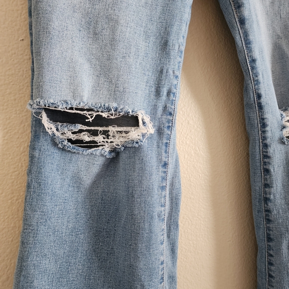 American Eagle Blue Distressed Flare Wide Leg Super High Rise Size 12 - Picture 2 of 9